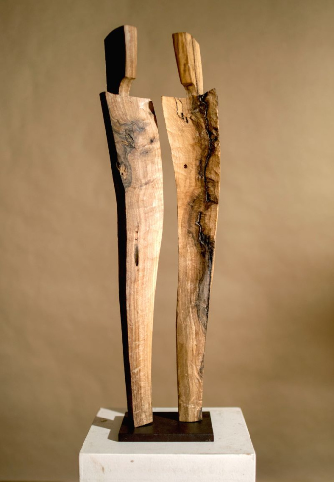 dřevěná socha Pár 
